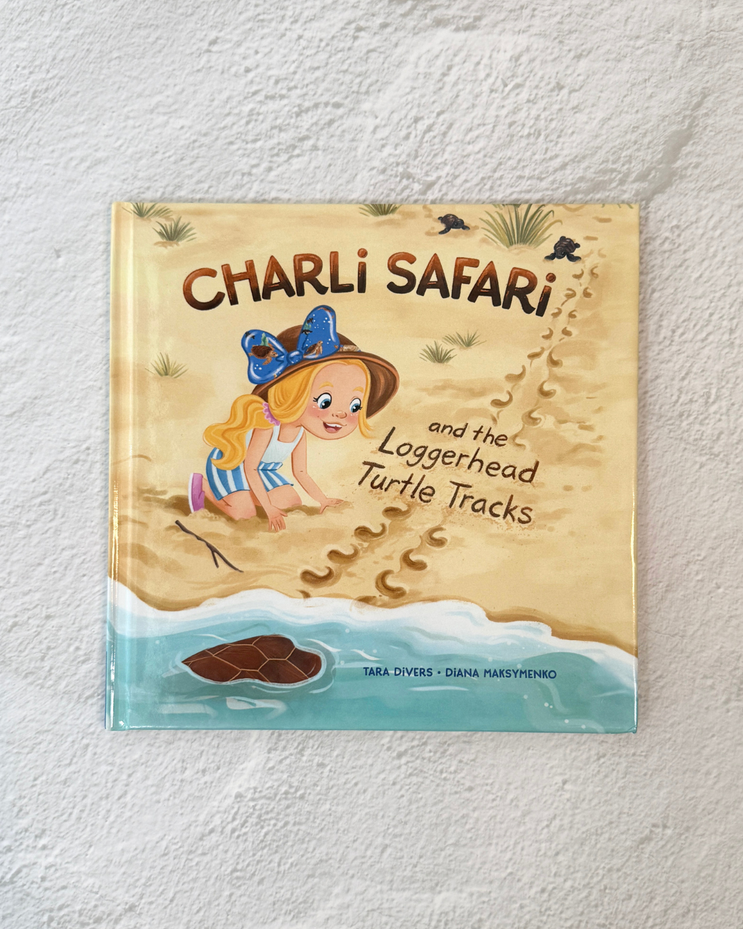 Charli Safari and the Loggerhead Turtle Tracks